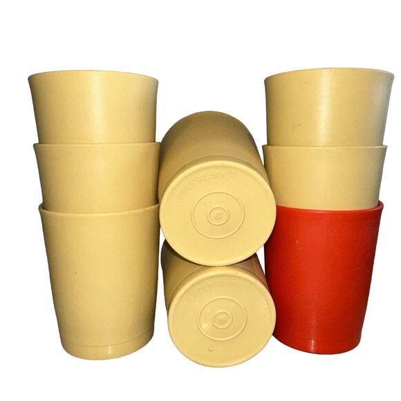 8 Vintage Tupperware 6 Oz Cups Tumblers 1980s Plastic 1251-5 1251-47 Tan Orange - Picture 1 of 12